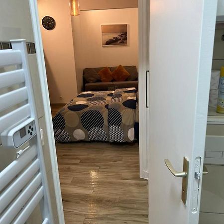 Апартаменти Studio Sacre-Coeur Montmartre - Hala Париж Екстер'єр фото